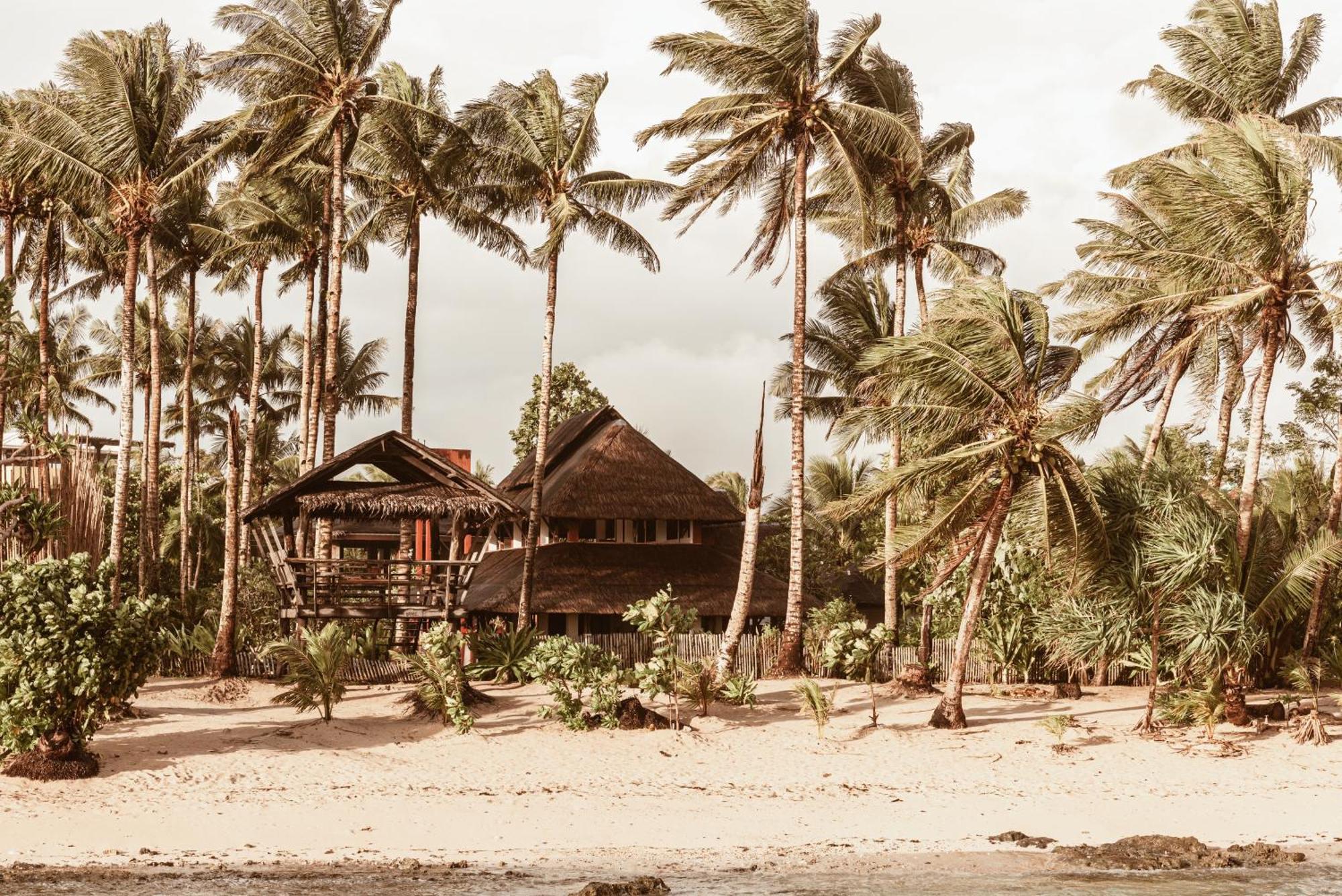 Alon Cloud9 Beach Front Catangnan Exteriör bild